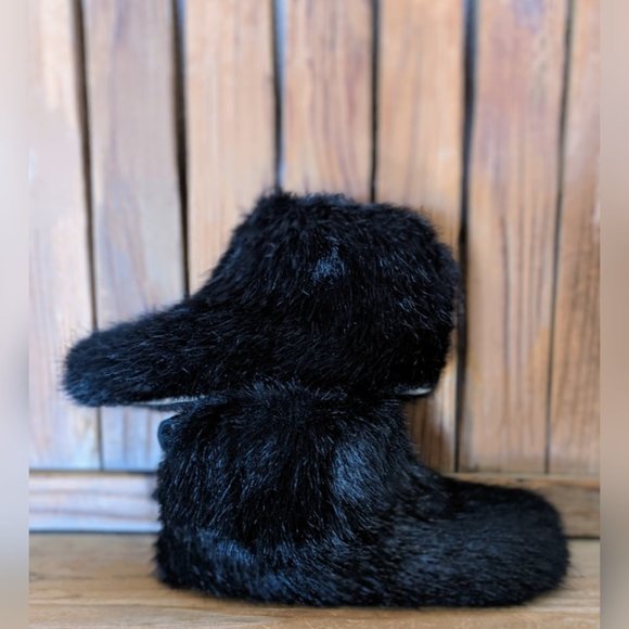 UGG Amary Black Faux Fur Slipper Bootie Size 6 - Picture 3 of 9